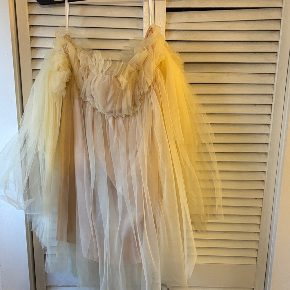 ROMWE Yellow and Cream Tulle Mini Dress